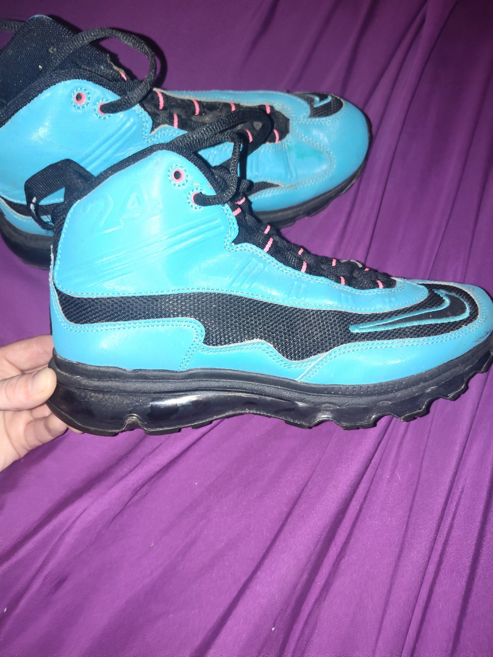 Nike Women’s High-Top Athletic Sneakers in Teal and Black with Pink Accents
